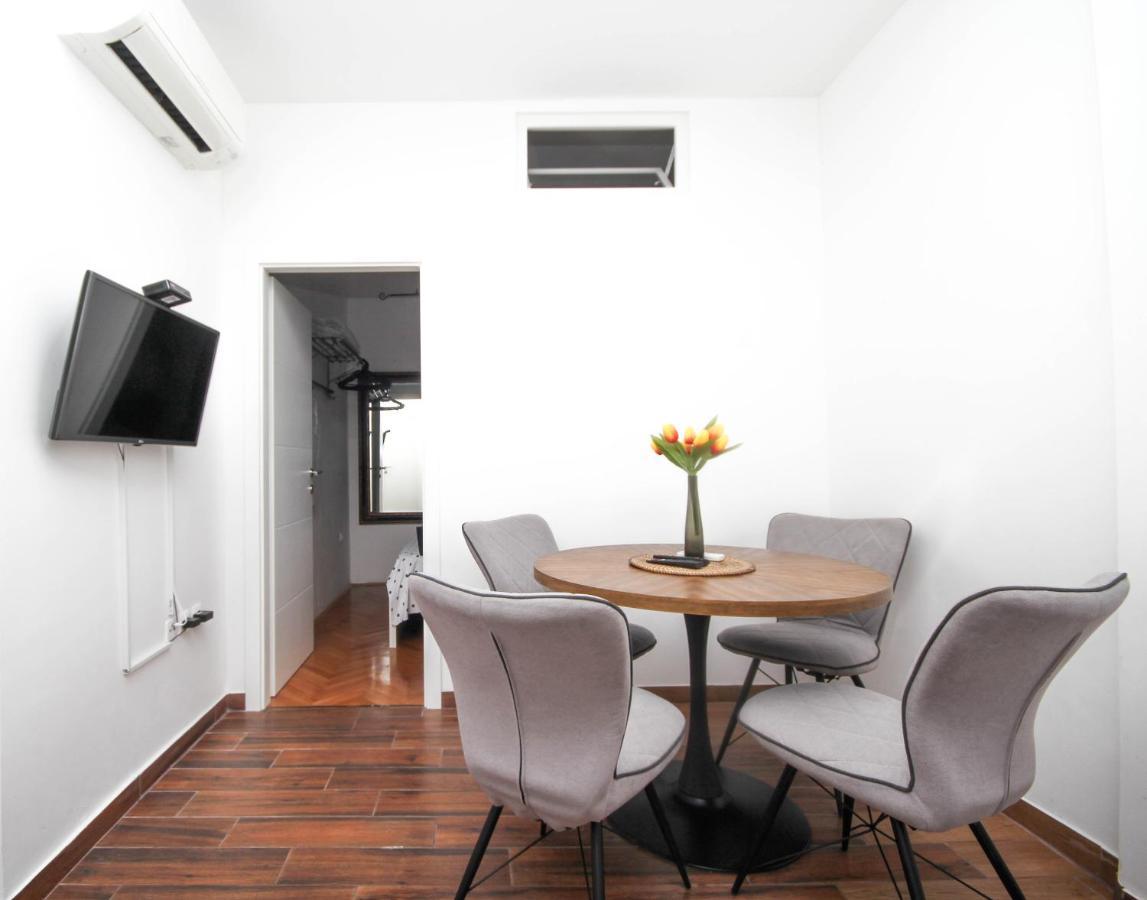 Fab 'N' Chic Apartments Split Ngoại thất bức ảnh